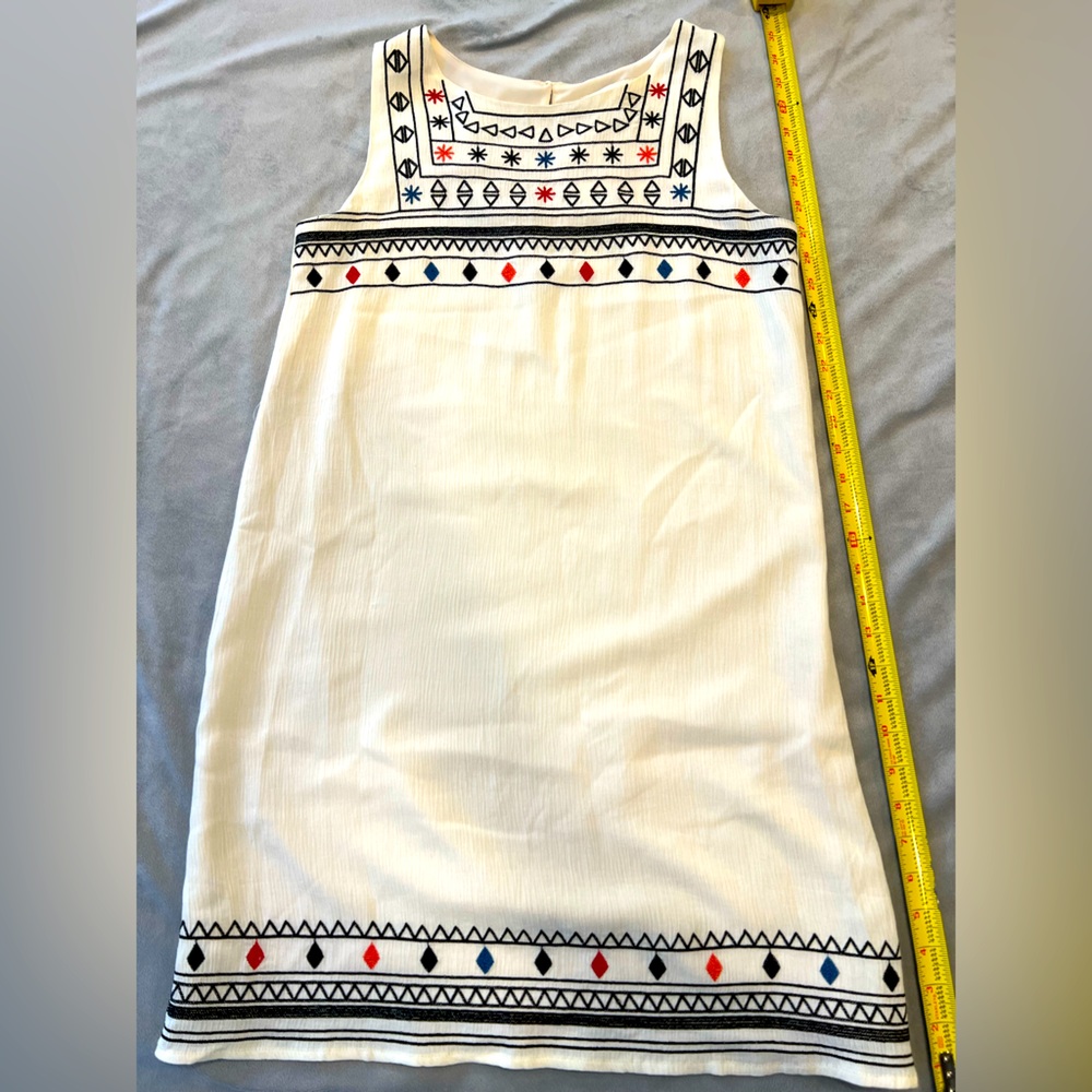 NWT Sabine Cream Embroidered Dress